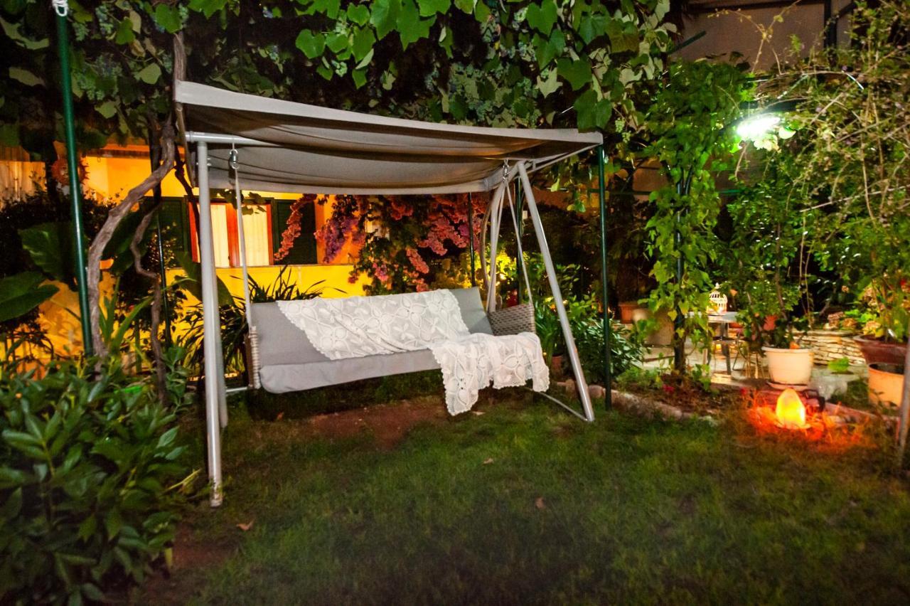 Apartments And Rooms Villa Dea Adults Only โรวีน ภายนอก รูปภาพ