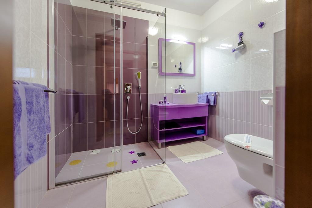 Apartments And Rooms Villa Dea Adults Only โรวีน ภายนอก รูปภาพ